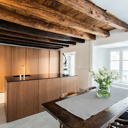 公寓 Shades Of With Private Terrace By Rent